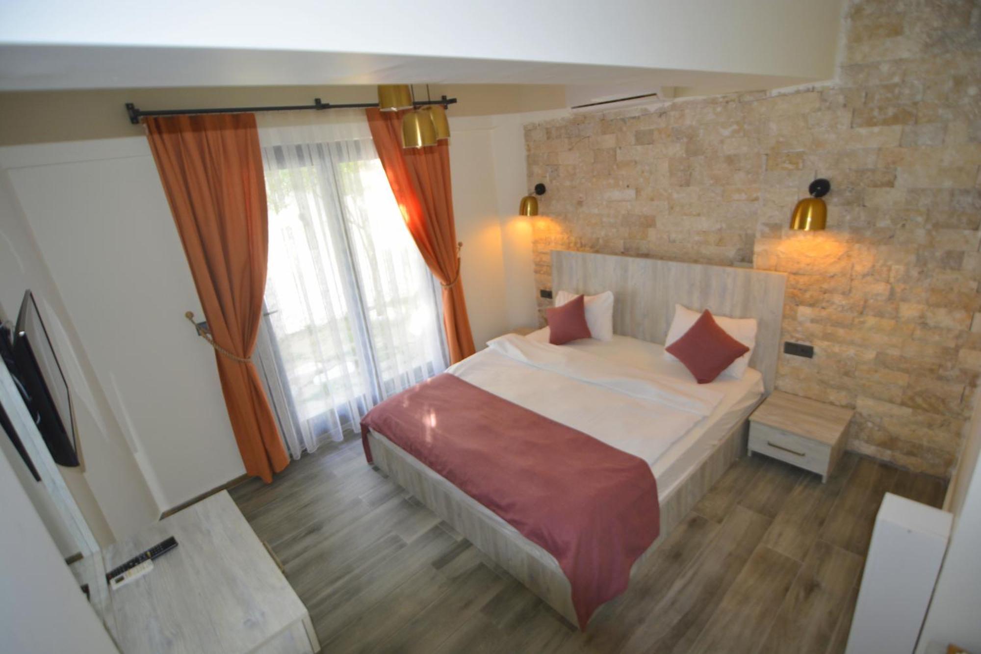 Talles Comfort Boutique Hotel - Alacati - Adult Only ภายนอก รูปภาพ